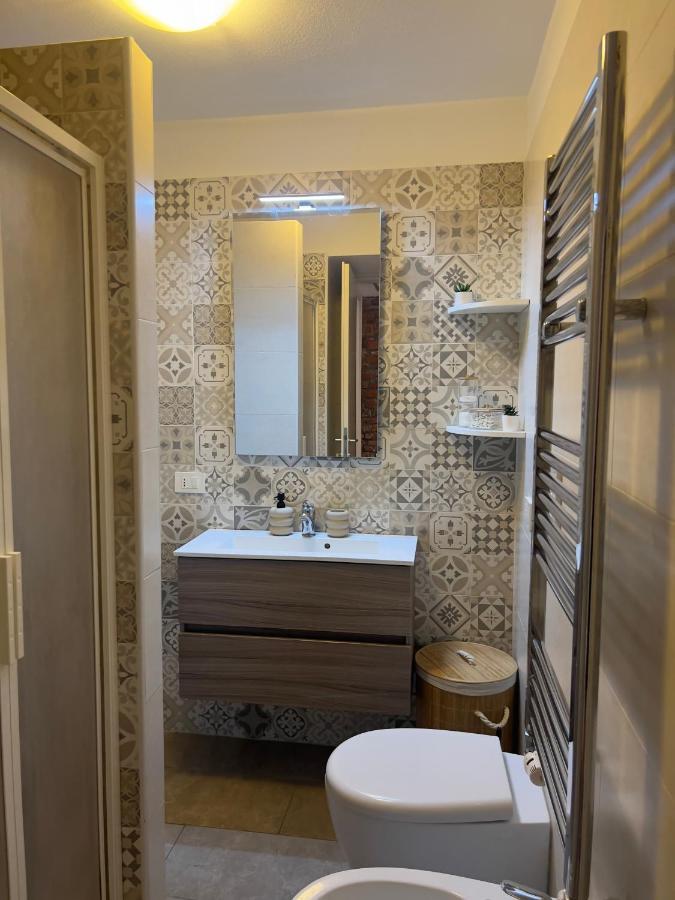 Apartamento Regina Milano In Porta Romana 3 - Sky Tv, Wifi & Breakfast Box Exterior foto