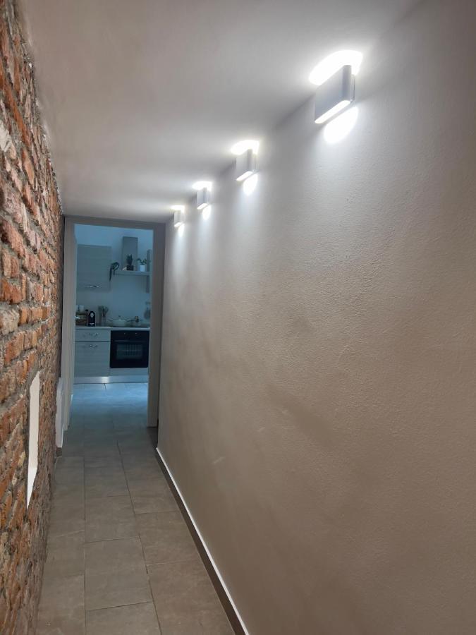 Apartamento Regina Milano In Porta Romana 3 - Sky Tv, Wifi & Breakfast Box Exterior foto