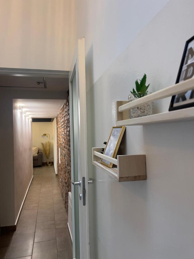 Apartamento Regina Milano In Porta Romana 3 - Sky Tv, Wifi & Breakfast Box Exterior foto
