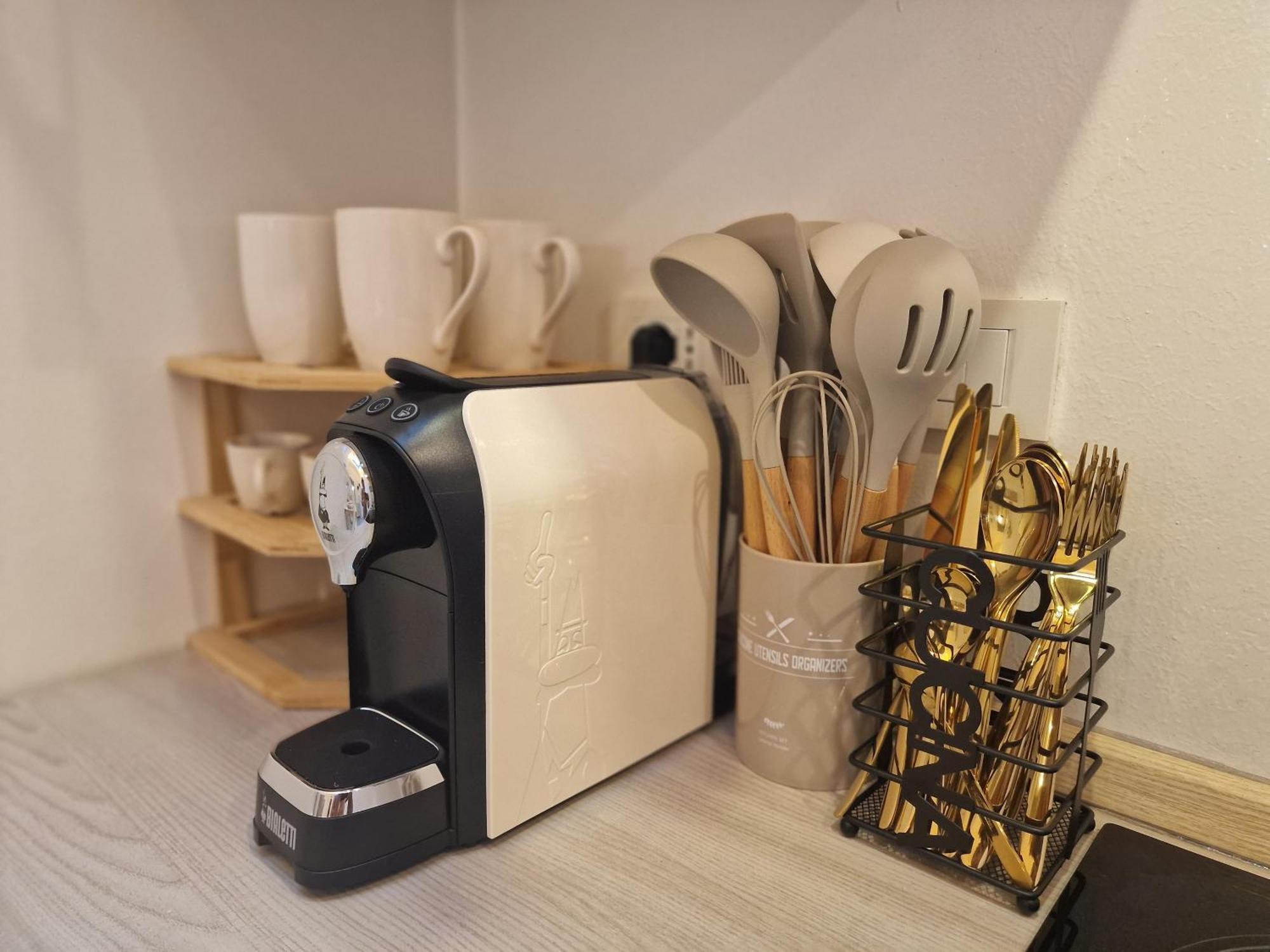 Apartamento Regina Milano In Porta Romana 3 - Sky Tv, Wifi & Breakfast Box Exterior foto